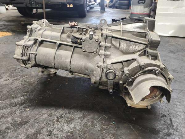 BOITE DE VITESSE MANUEL AUDI 2.0TDI CODE: LLQ - Vue 3